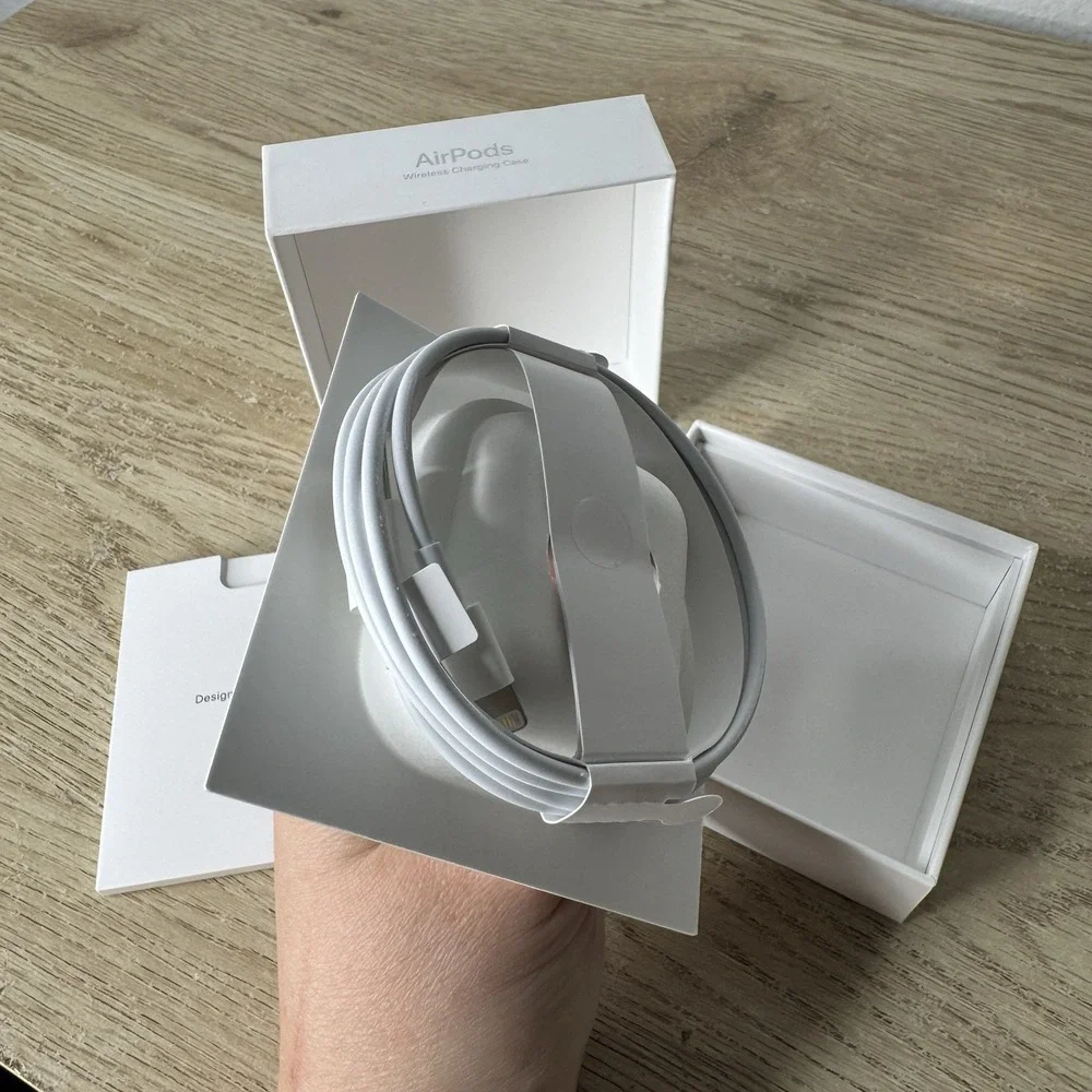EMPTY BOX - Apple Airpods - Inner Packaging‎ - Manuals - Charging Cord MRXJ2AM/A